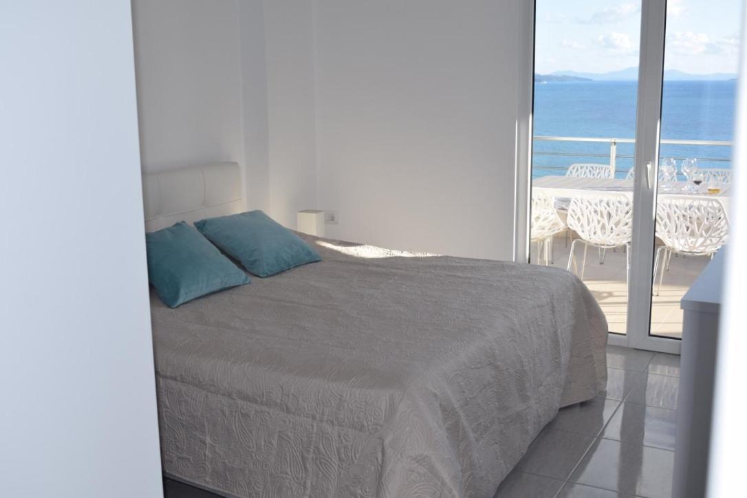 Saranda Sea View Apartment Kültér fotó